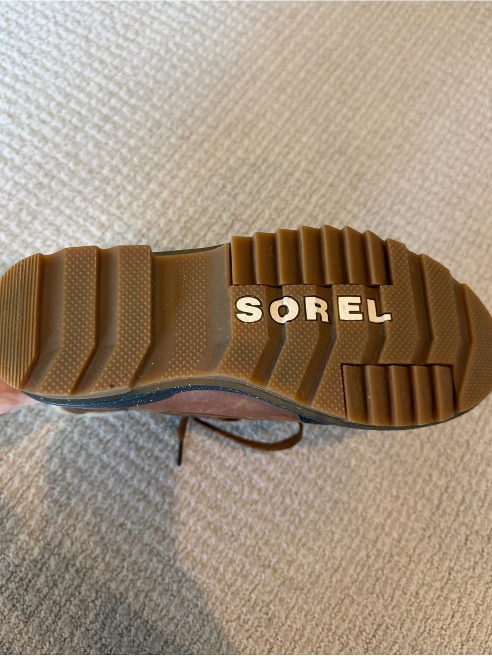 Sorel Brown Leather Lace-Up Winter & Snow Boots with Cream Shearling in US 8
